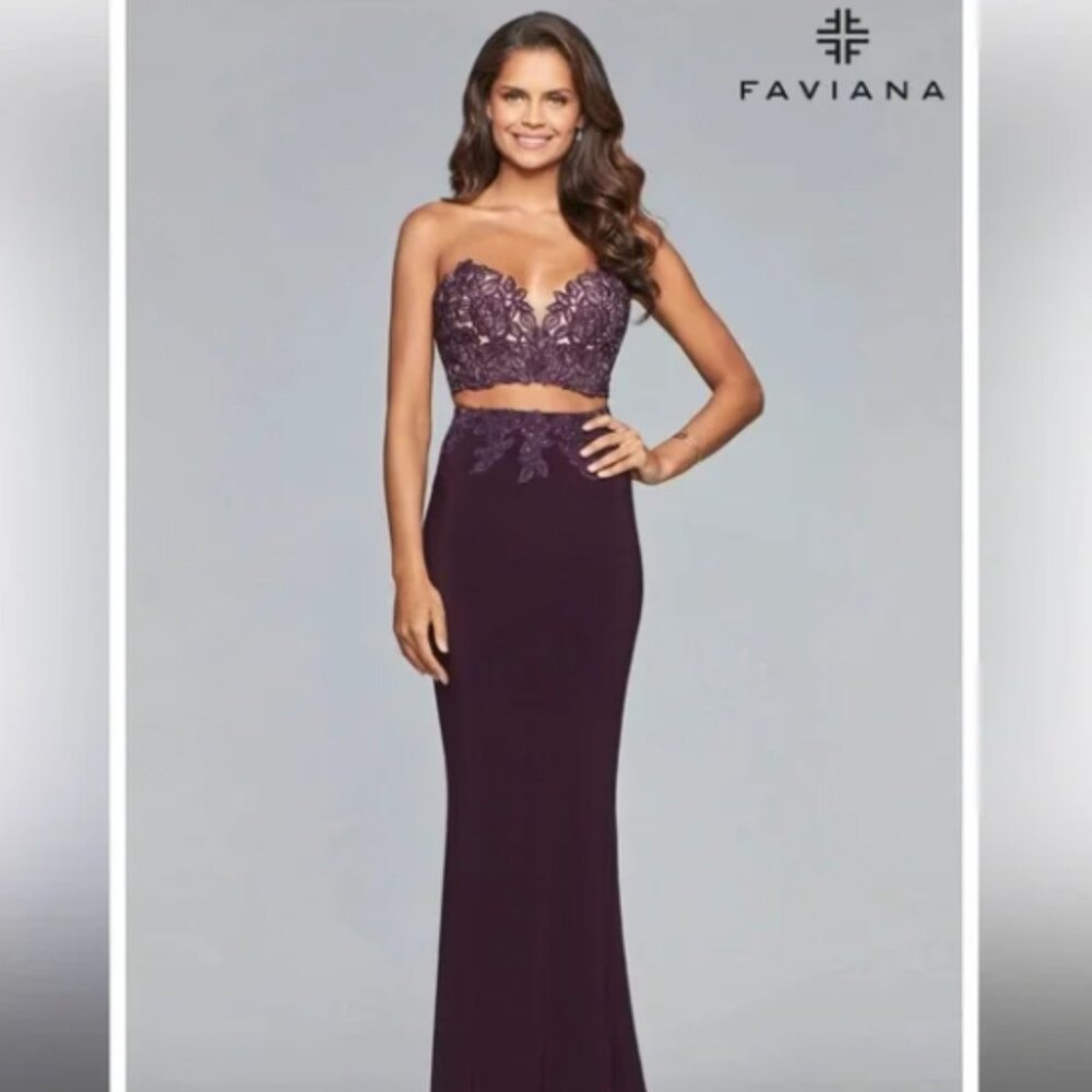 Faviana Two Piece Plum Purple Prom Dress Lace Size 4